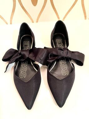 Express Black Pointed Satin Bow Flats, Like New